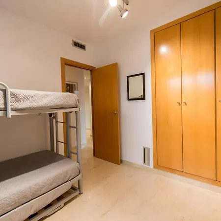 Ground Floor With Garden A Few Meters From The Sea *